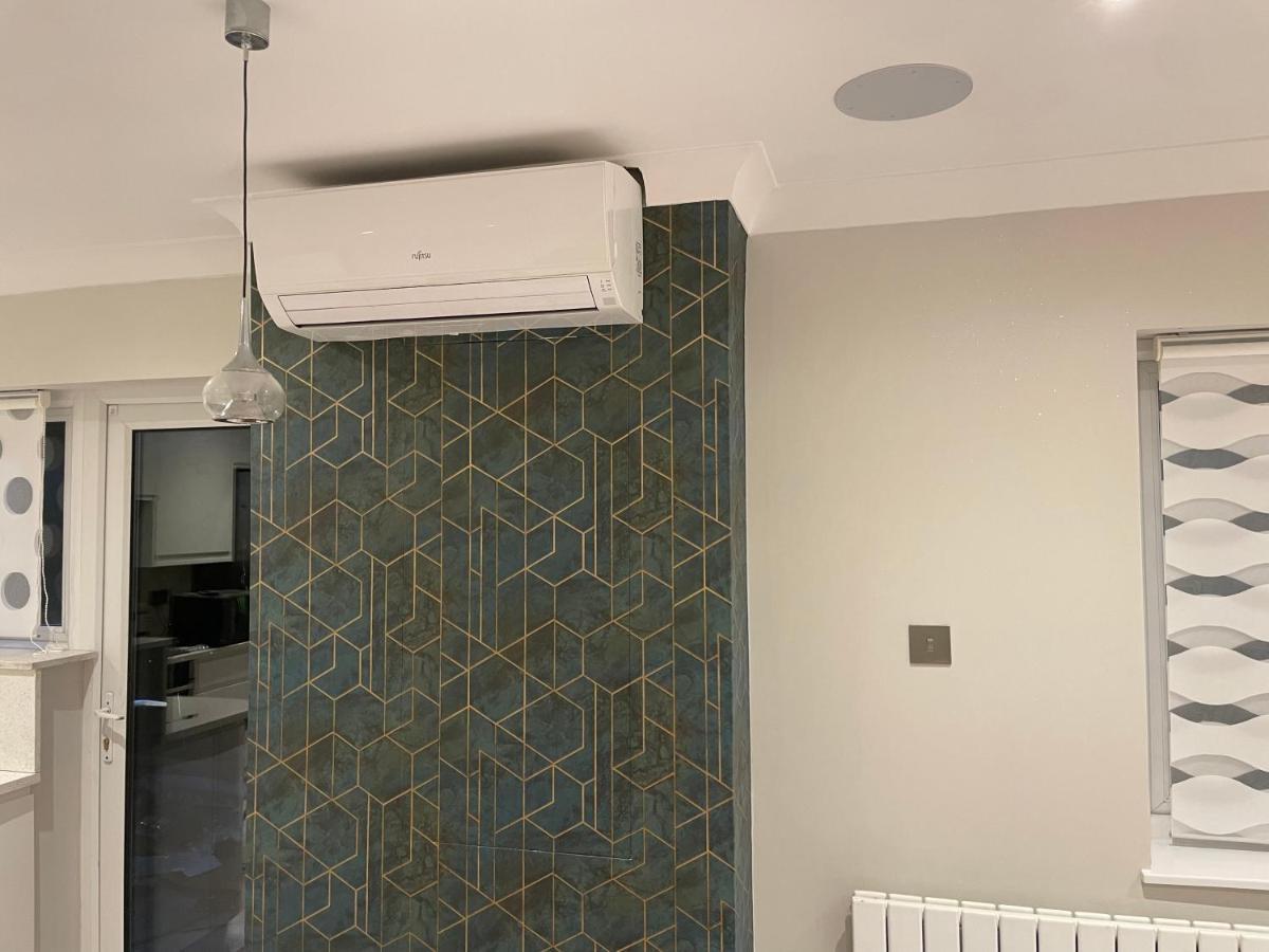 Ferienwohnung Luxury House Greenford  Exterior foto