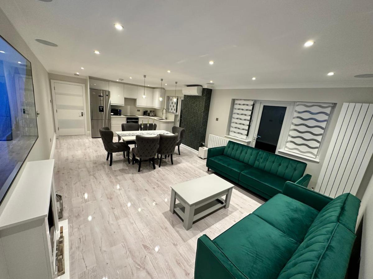 Ferienwohnung Luxury House Greenford  Exterior foto