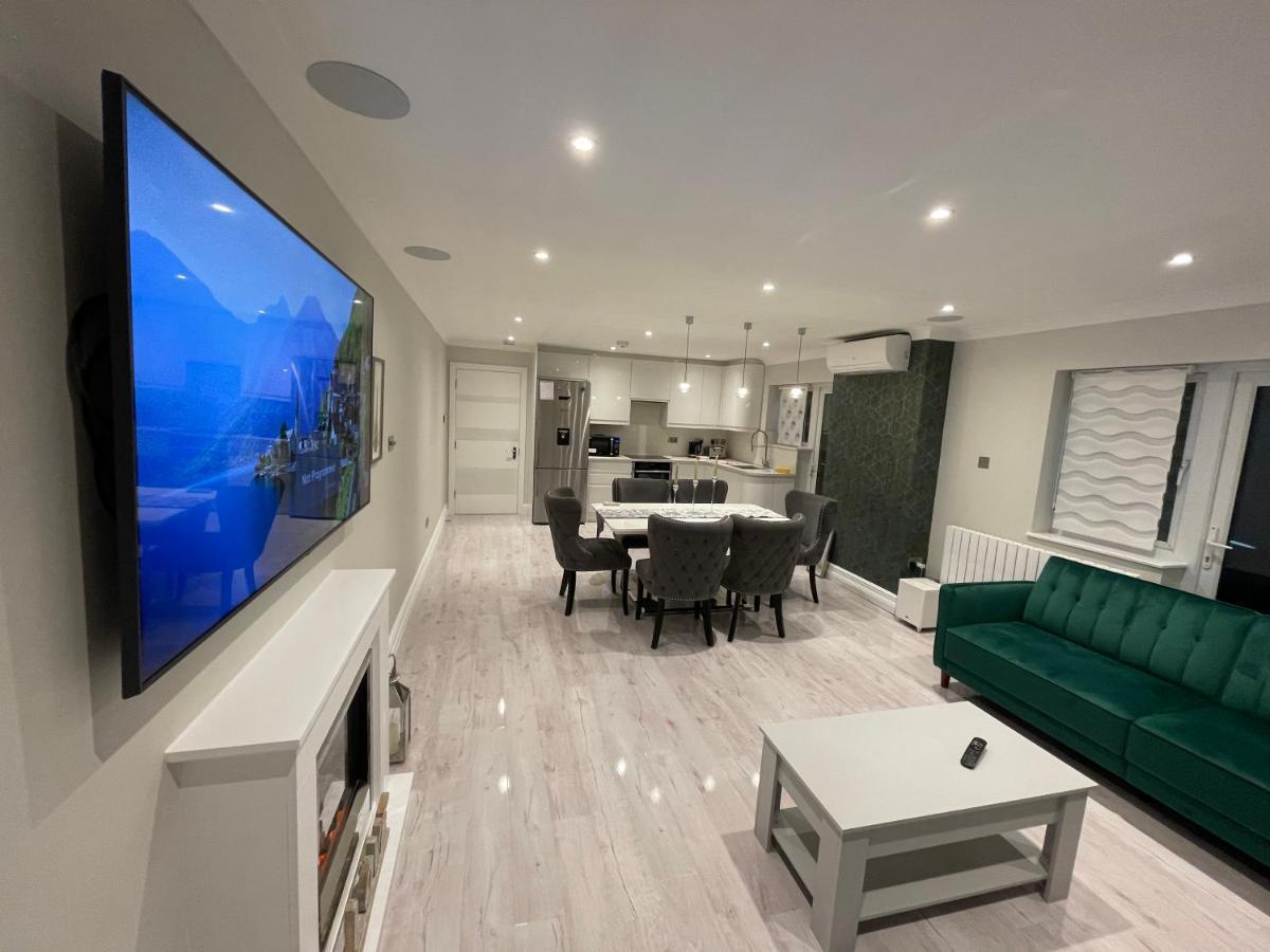 Ferienwohnung Luxury House Greenford  Exterior foto