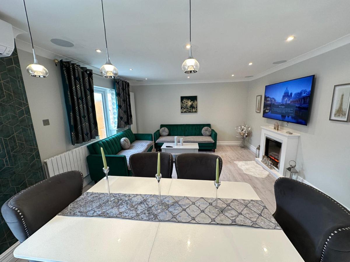 Ferienwohnung Luxury House Greenford  Exterior foto
